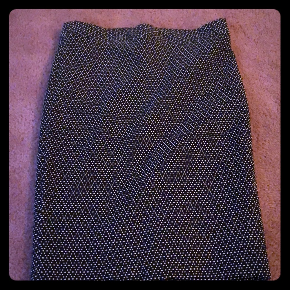 Size 6 Van Heusen Pencil Skirt